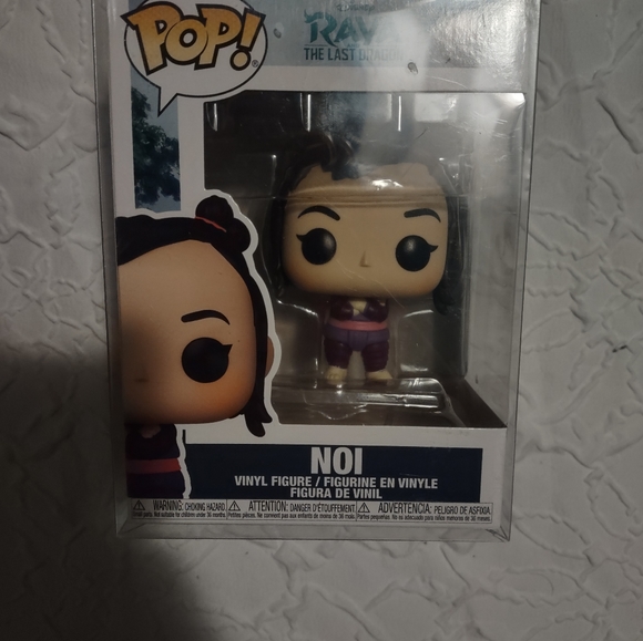 Disney's Noi from Raya the last Dragon Funko - Picture 10 of 10